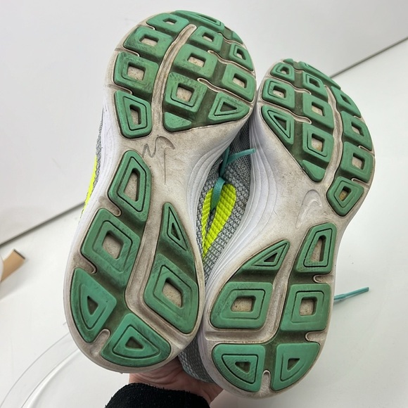 Nike Revolution 3 women's Grey Volt Turquoise Running Shoes - Picture 5 of 7